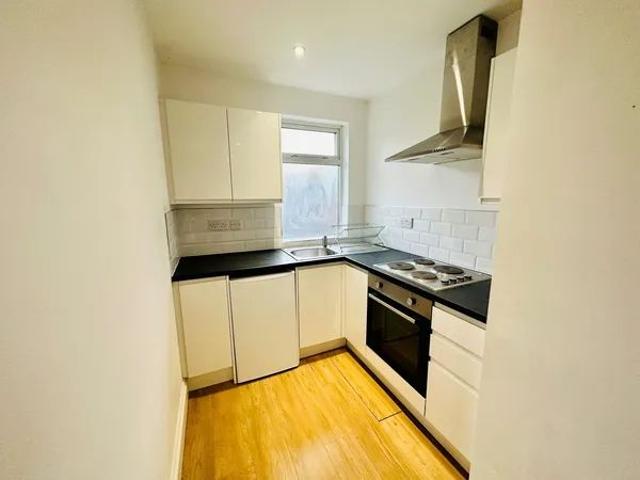 Bingham Road, Nottingham, NG5