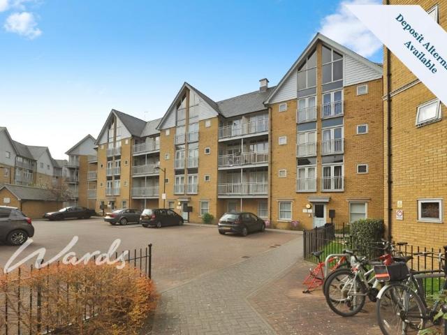 Bingley Court Canterbury CT1 2 bed flat to rent £1,200 pcm £277 pw
