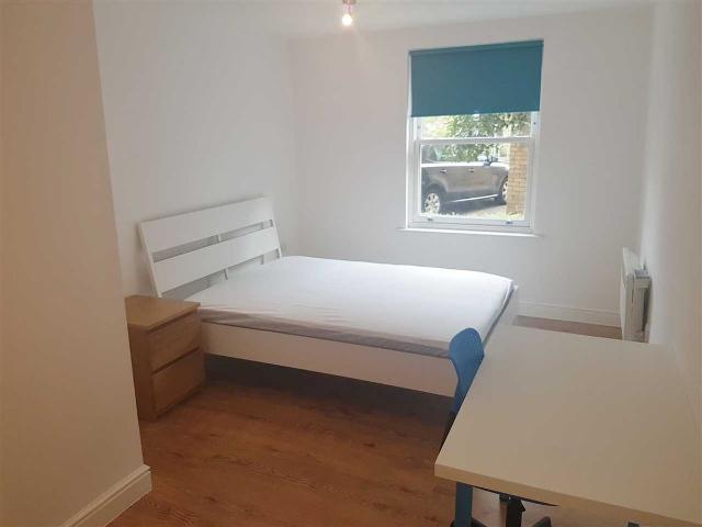 Bingley Court, Canterbury CT1, 3 bed flat to rent, £1,500 pcm | PrimeLocation