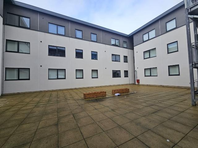 Bingley Road, Bradford BD9, 1 bed flat to rent, £650 pcm | PrimeLocation