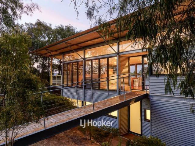 Binningup Treehouse Architectural Character Meets Coastal Lifestyle
