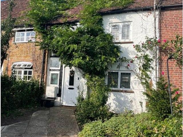Binscombe, Godalming GU7, 2 bed terraced house to rent, £1,400 pcm | PrimeLocation