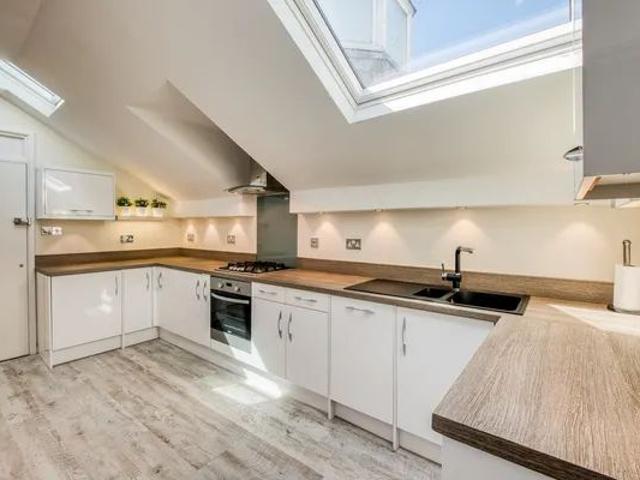 Binswood Avenue, Leamington Spa, CV32