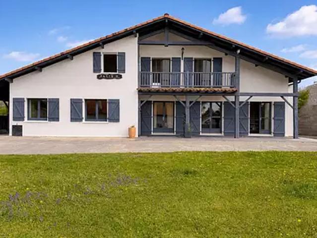 Biaudos 40390 Achat / Vente maison 10 pièces t10 jardin terrasse