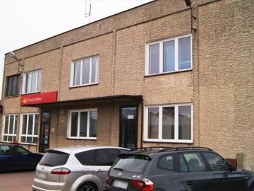 Przestronne biuro 108,53 m2 z parkingiem i blisko usług
