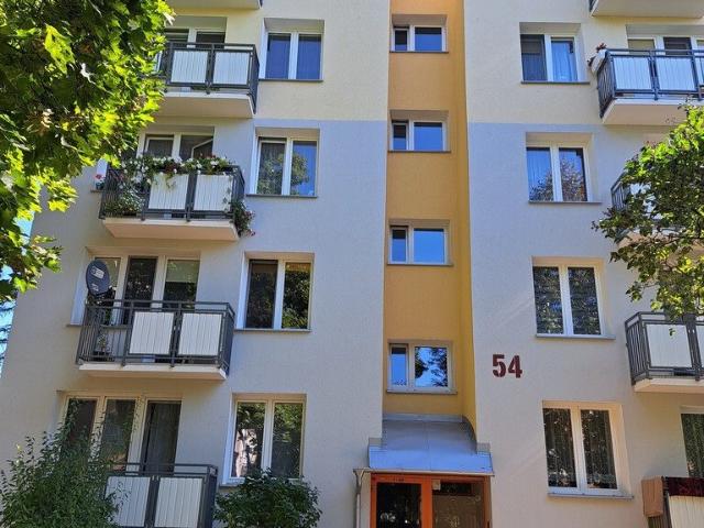 Na sprzedaż przestronne 3 pokojowe mieszkanie 66,6 m² z piwnicą w Białej Podlaskiej