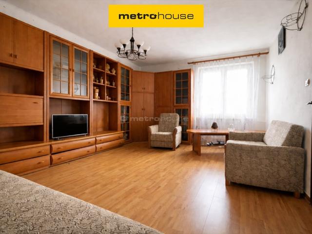Do sprzedania przestronne 34 m² mieszkanie z piwnicą w Białej Podlaskiej