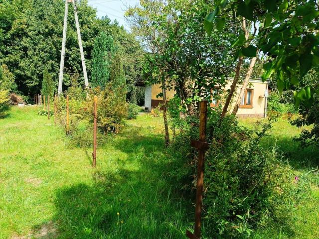 Sprzedam urokliwy dom 80 m² z ogrodem w centrum Białaczowa