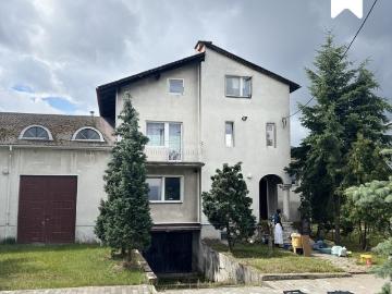 Przestronny bliźniak 350 m² z dużym potencjałem