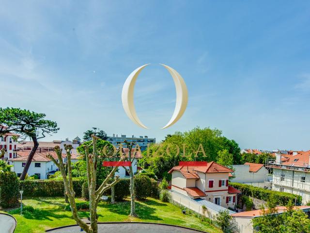 BIARRITZ BEAURIVAGE Appartement rénové avec parking dans ré. 45m² Biarritz
