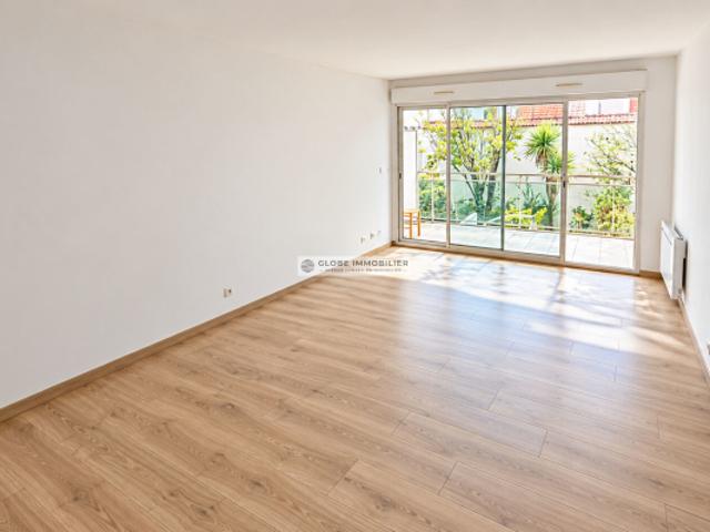 BIARRITZ BIBI BEAURIVAGE T3 67.12m² carrez AVEC TERRASSE, CAVE POSSIBILITÉ DE STATIONNEMENT