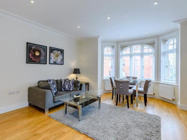 Bickenhall Street, London W1U 2 bed apartment to rent £5,420 pcm £1,251 pw