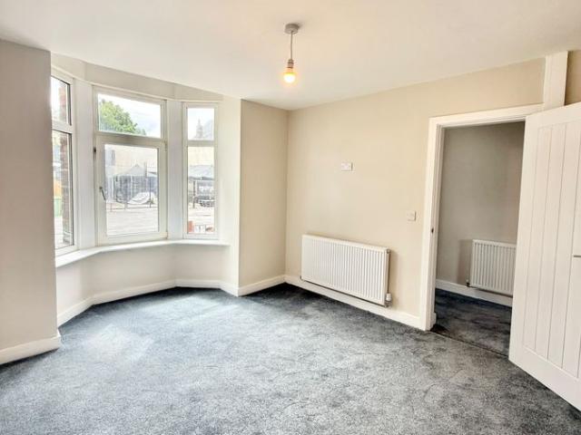Bickershaw WN2, 4 bed terraced house to rent, £1,300 pcm | PrimeLocation