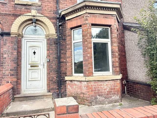 Bickershaw WN2, 4 bed terraced house to rent, £1,400 pcm | PrimeLocation