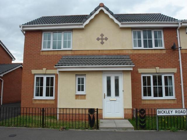 Bickley Road, Wolverhampton WV14 3 bed end of terrace house to rent £1,295 pcm £299 pw