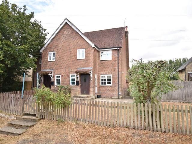 Bicknor Lane, Bicknor, Sittingbourne. 3 bed semi detached house to rent £1,550 pcm £358 pw