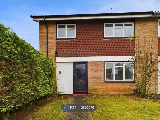 Bicknor Road, Maidstone ME15, 3 bed end terrace house to rent, £1,600 pcm | PrimeLocation