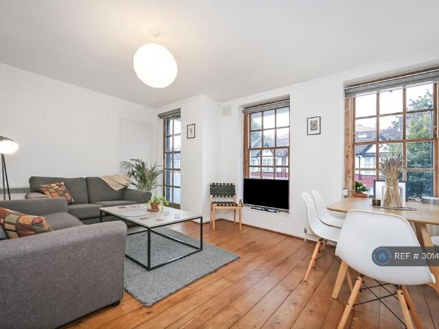 Biddestone Road, London, N7 2 bed flat to rent £2,600 pcm £600 pw