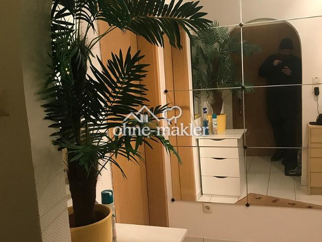 Biete Helle 2 Zimmer Wohnung von Privat in ruhige Lage in Tännesberg mit Terrasse,Grillgarten Mitbenutzung und Stellplatz sowie Keller. Wohnung sehr gut geteilt und Vollmöbliert.70000€ vhb. 015111378015