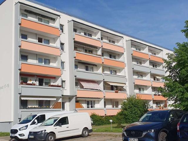 ~ bieten eine Parterrewohnung mit ruhiger Lage & Balkon ~