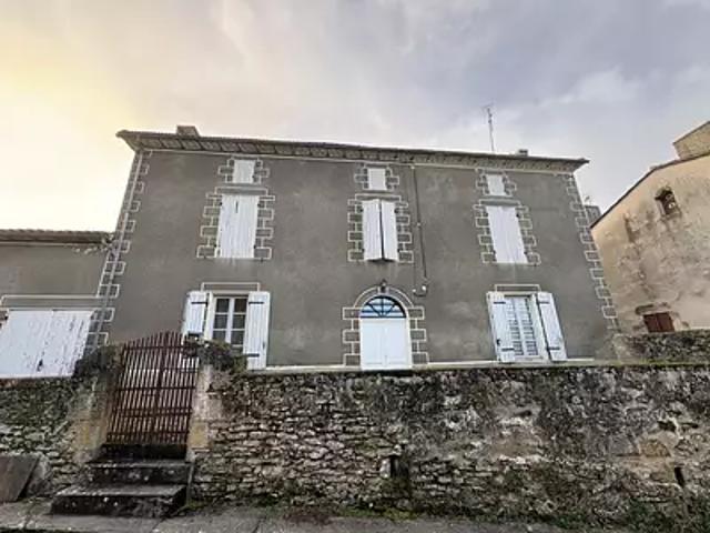 Bieujac 33210 Achat / Vente maison 4 pièces t4