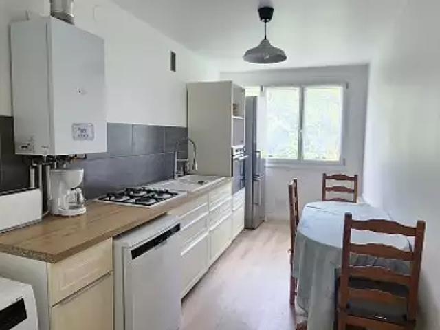 Bièvres 91570 Location appartement 3 pièces t3 au dernier étage