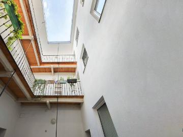 Biedermeier trifft Spittelberg: 2 Zimmer Wohnung, wo Wien am schönsten ist