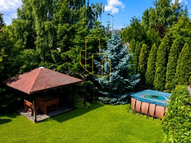 Bielany Wr. Dom wolnostojący, 8 pokoi, garaż Bielany Wrocławskie