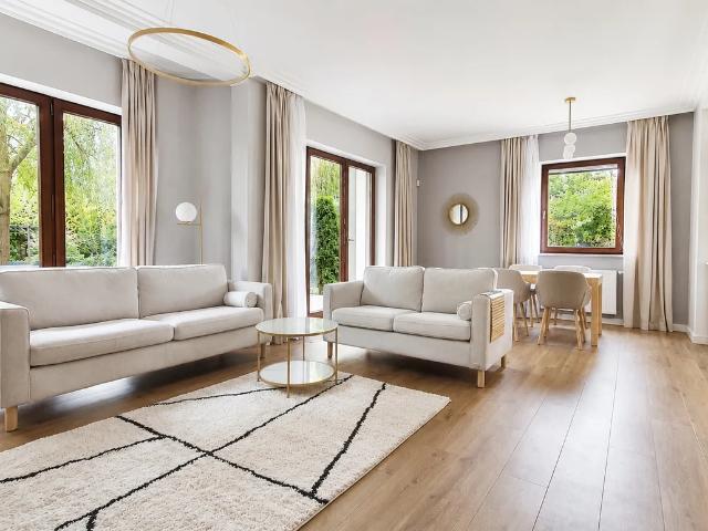 BIELAWA | 300 M² | 5 SYPIALNI | OGRÓD