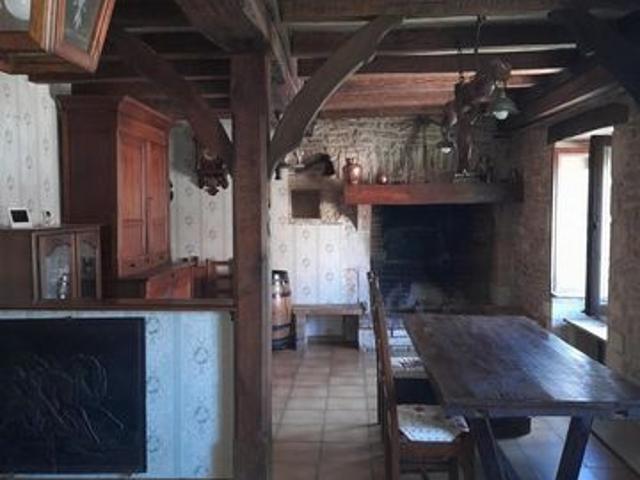 Bien à Chatellenot à petit prix et habitable de suite !