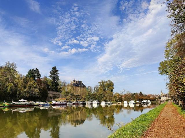 Bien d’exception Ancien couvent de caractère, Canal du Niver. 331m² Châtillon en Bazois