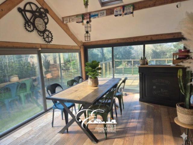 Jolie maison dans les bois