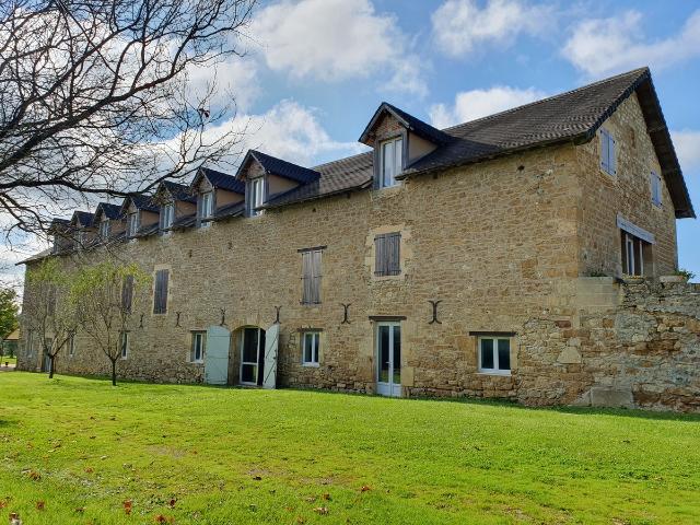 Bien d'exception sur 8.6ha de terrain