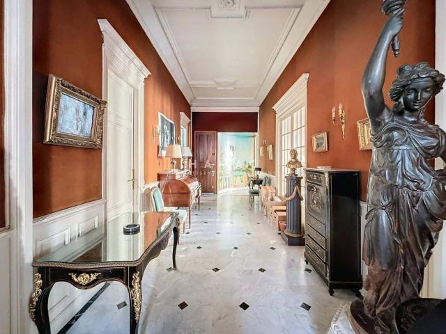 Bien exceptionnel dans le 7ème arrondissement