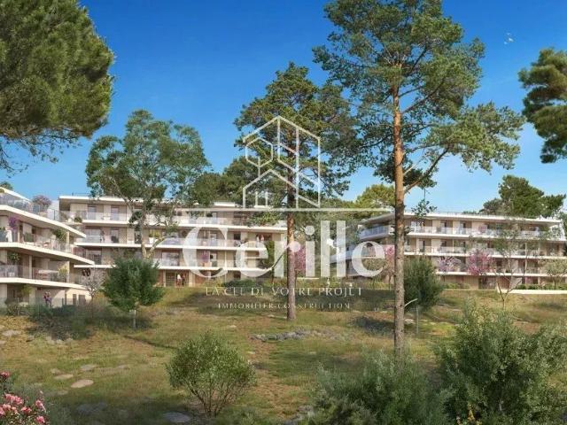 Bien exceptionnel: Grand T3 avec 189 m2 d'exterieur 66m² Valbonne
