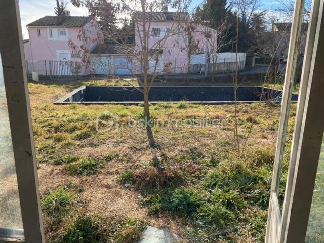 Bien rare – 136 m² à réinventer – Fort potentiel – Plateau d’Albion