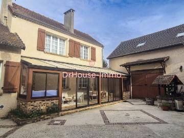 Bien rare: deux maisons sur une même propriété
