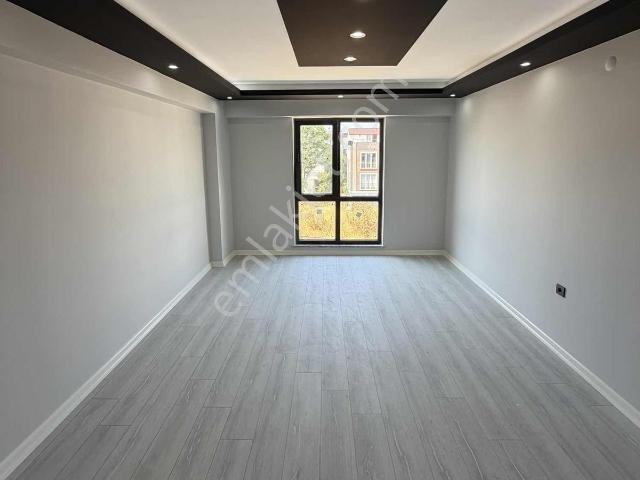 Biensden Yunuseli Merkezde 2+1 Lüx Geniş Dublex Daire