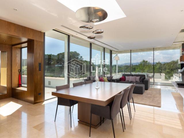 Bienvenido a esta exclusiva villa en el golf resort Pga Cata. 0m² Caldes de Malavella