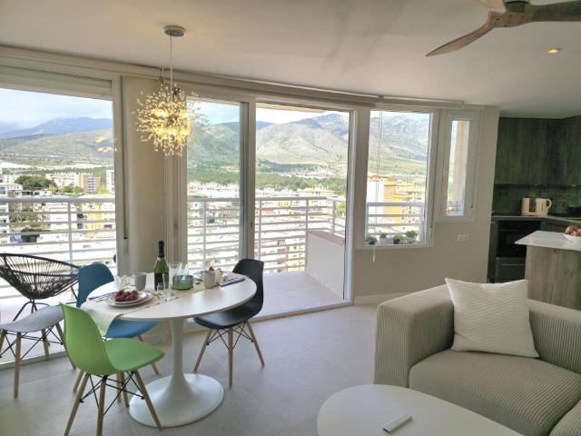 Bienvenido al Apartamento Miami Solstice, una impr