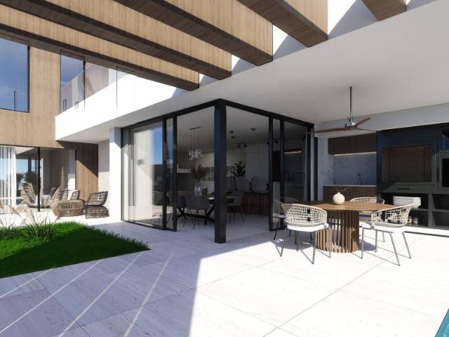 ¡Bienvenidos a nuestra exclusiva inmobiliaria! Les presentam. 217m² Santa Rosalia
