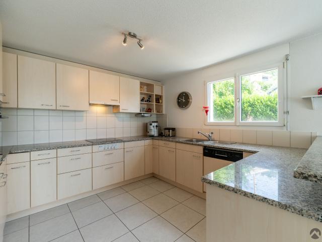 Bifamiliar house with 5.5 rooms on sale in Oftringen 132 m² | dreamo. Ch