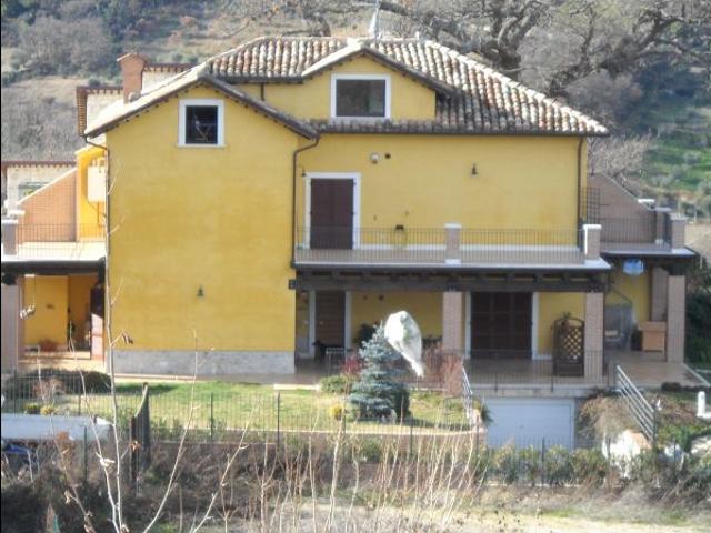 Bifamiliare in vendita a Ascoli Piceno, Palombare