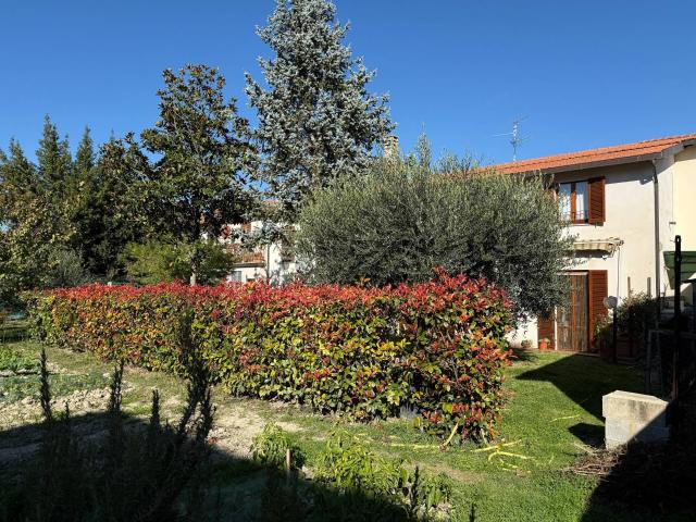 Bifamiliare in vendita a Spoleto