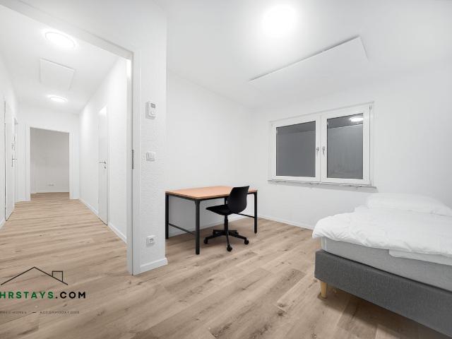 Big 3 Bedroom Apartment 5 Min. to UNIKLINIK 15 Minutes to FOM, Essen Amsterdam Apartments for Rent