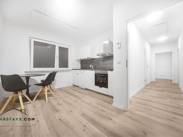 Big 3 Bedroom Apartment 5 Min. to UNIKLINIK 15 Minutes to FOM, Essen Amsterdam Apartments for Rent