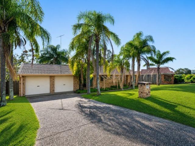 Big 1000m2 Block, Big Backyard, Big Opportunity