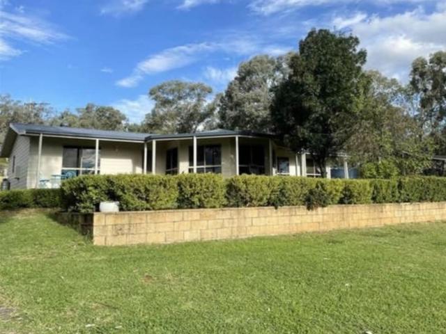 Big 4 Bedroom Home And Acreage At Coonabaraban