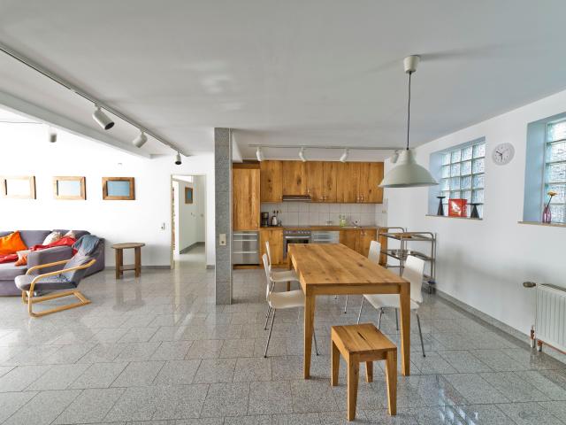 Big and bright apartment in Dreieich