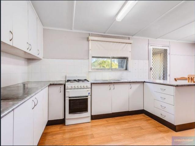 Big Backyard, Flexible Living & Brilliant Hendra Convenience